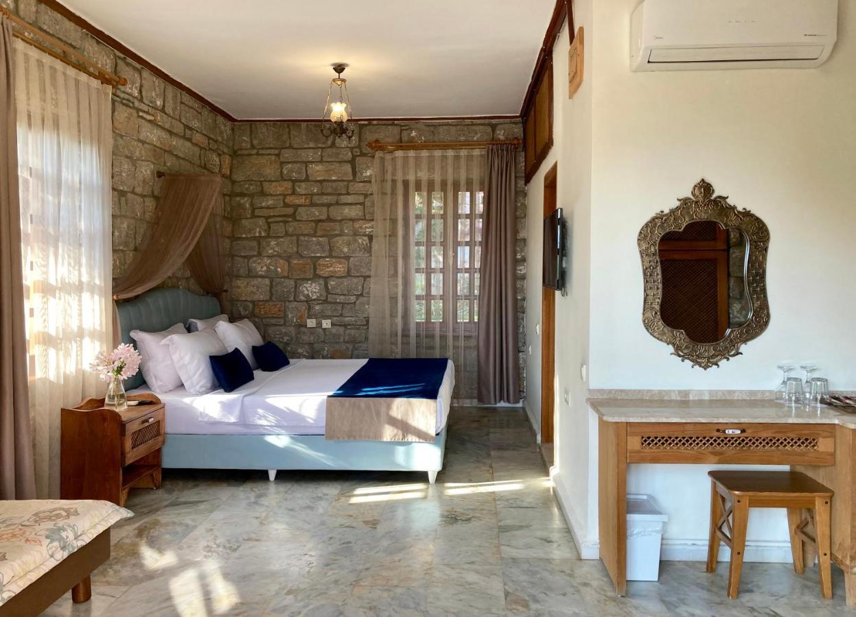 Portofino Boutique Hotel اكياكا المظهر الخارجي الصورة