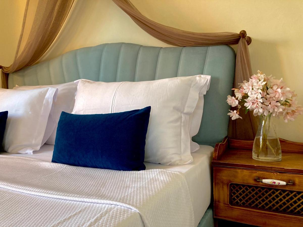 Portofino Boutique Hotel اكياكا المظهر الخارجي الصورة