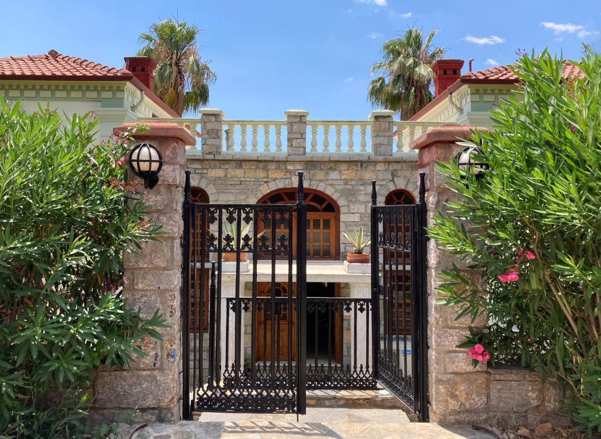 Portofino Boutique Hotel اكياكا المظهر الخارجي الصورة