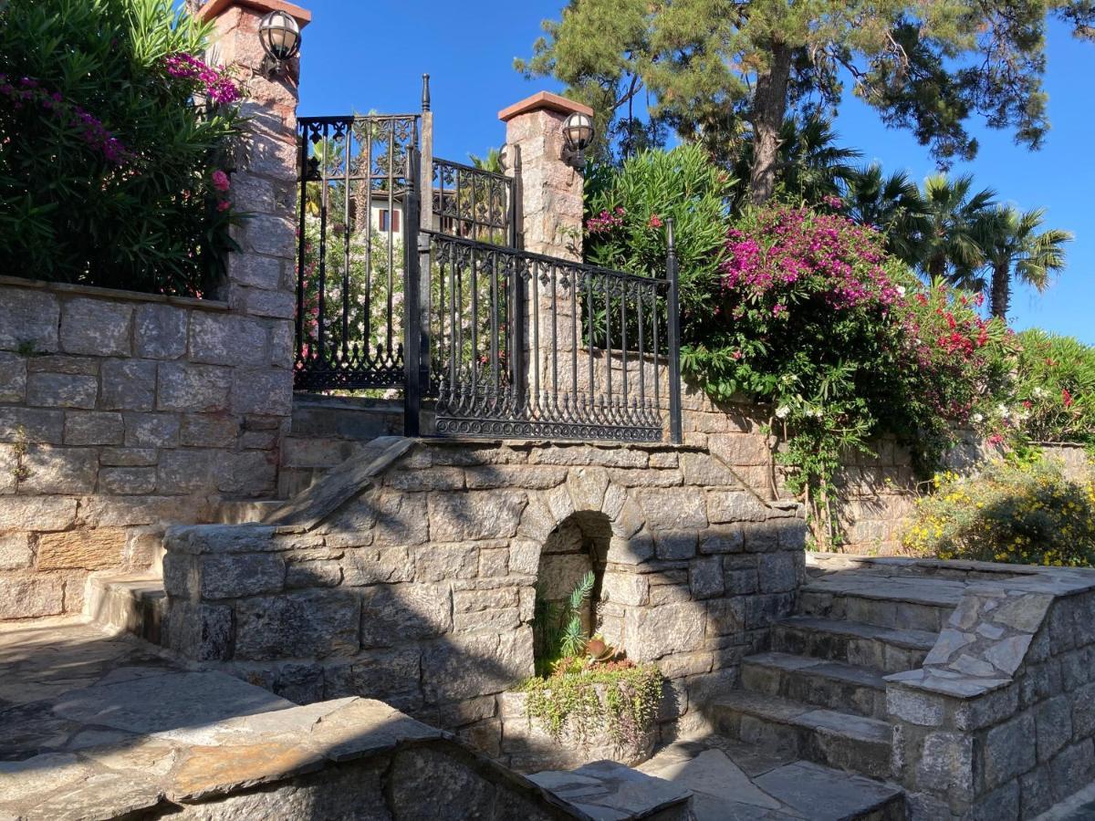 Portofino Boutique Hotel اكياكا المظهر الخارجي الصورة